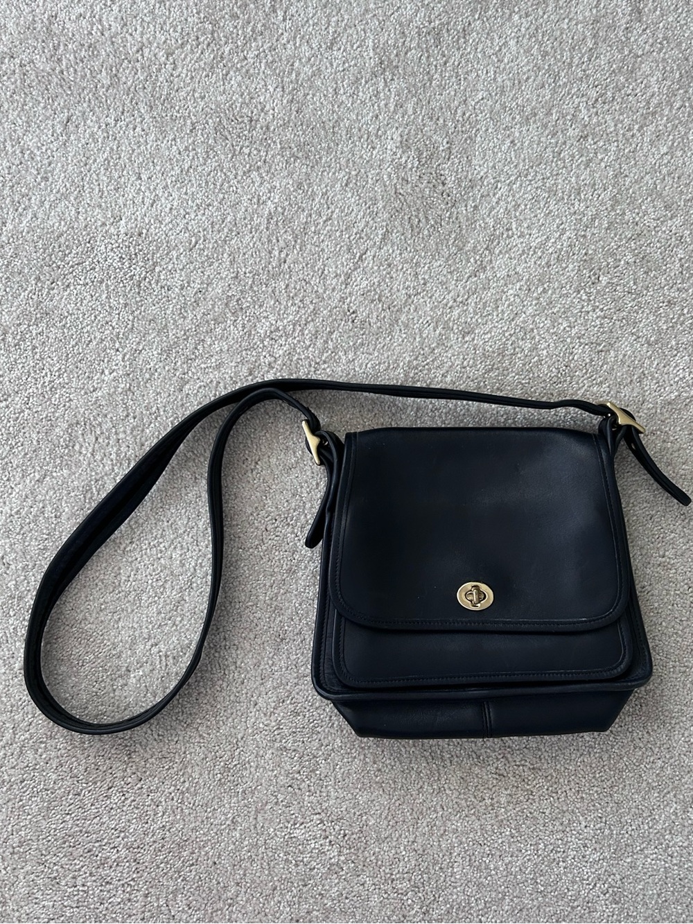 Vintage Coach Rambler Black Leather Crossbody Bag